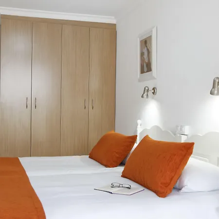 Jacarandas Hotel 2*