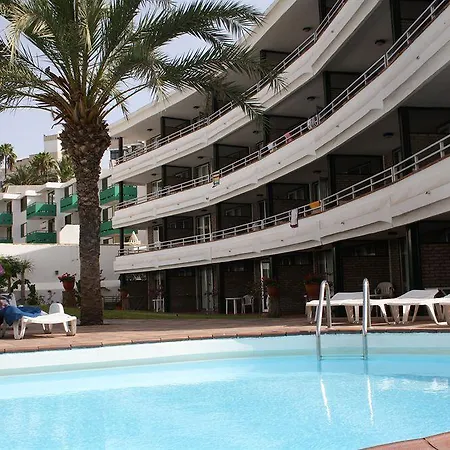 Jacarandas Hotel