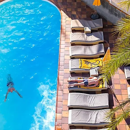 Jacarandas Otel